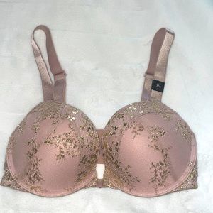 Victoria’s Secret very sexy push up bra 32D